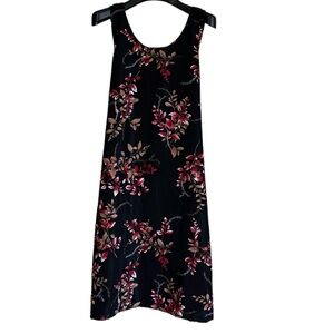 Vintage Women’s floral dress size XL sleeveless back tie‎